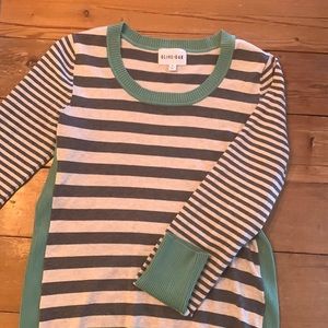 Olive + Oak sweater, size Medium